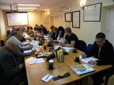 Sesja Rady Miejskiej: Likwidacja i śmierdząca sprawa 